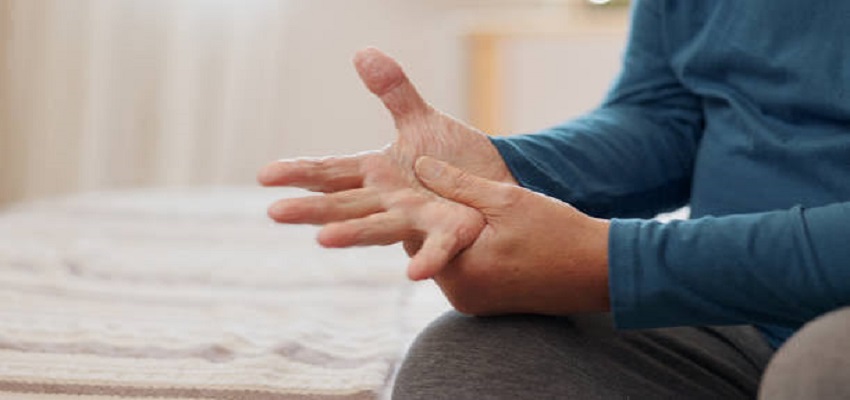 Best Parkinson's Disease Doctor in South Mumbai - Dr. Laxmi Patil